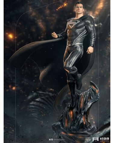 Zack Snyder's Justice League Estatua Art Scale 1/4 Superman Black Suit 69 cm