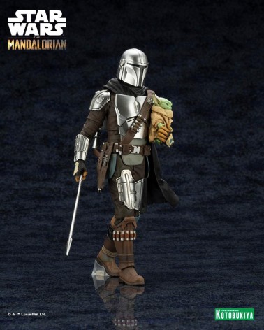 Star Wars The Mandalorian Estatua ARTFX 1/10 Mandalorian & Grogu with Beskar Staff 18 cm