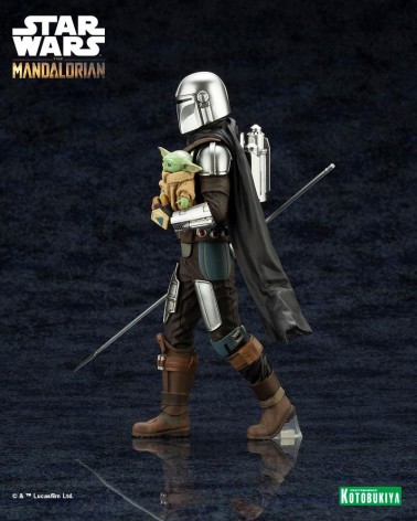 Star Wars The Mandalorian Estatua ARTFX 1/10 Mandalorian & Grogu with Beskar Staff 18 cm